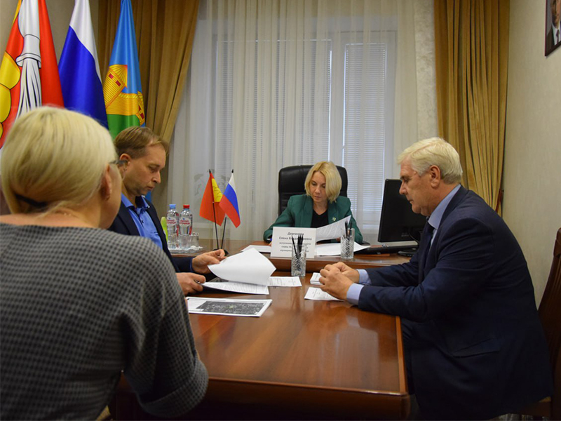 Исполняющий обязанности главы Новоусманского района Елена Дерганова провела личный прием граждан.
