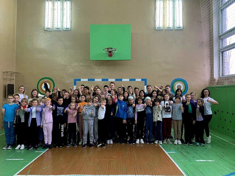 Учащиеся МКОУ "Тимирязевская СОШ" приняли участие в испытаниях комплекса ГТО.